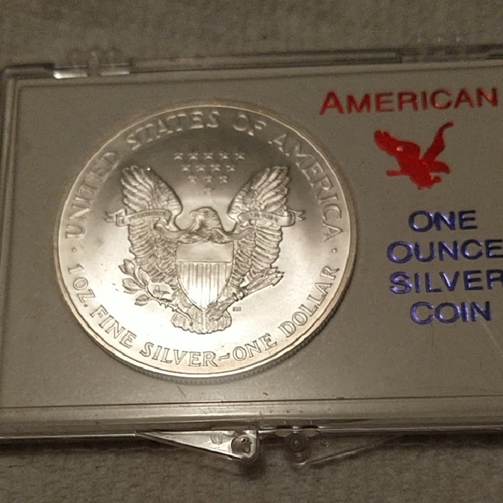 1995 American Silver Eagle One Ounce Silver Coin walking lady liberty US mint